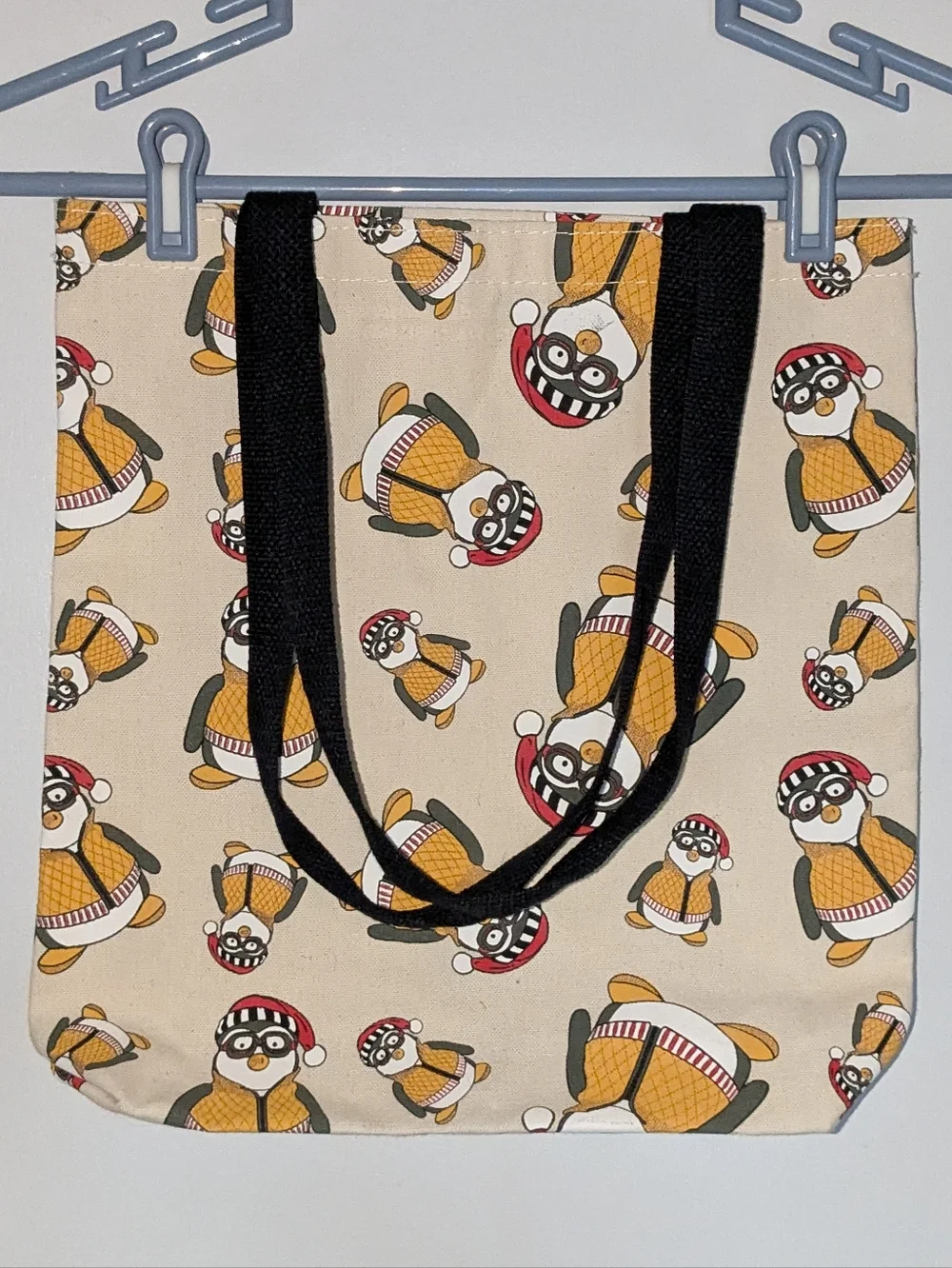 FRIENDS Hugsy the Penguin Canvas Print Bag - Picture 2 of 3
